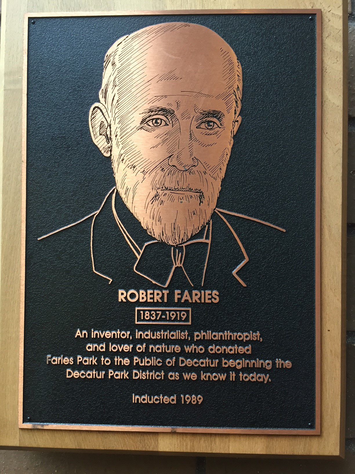 Wall of Fame: Robert Faries